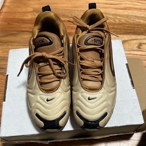 Nike AirMax 720 Men’s Size 6
